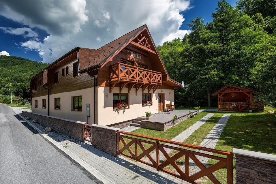 Penzion Hastrman Banská Bystrica Extérieur photo